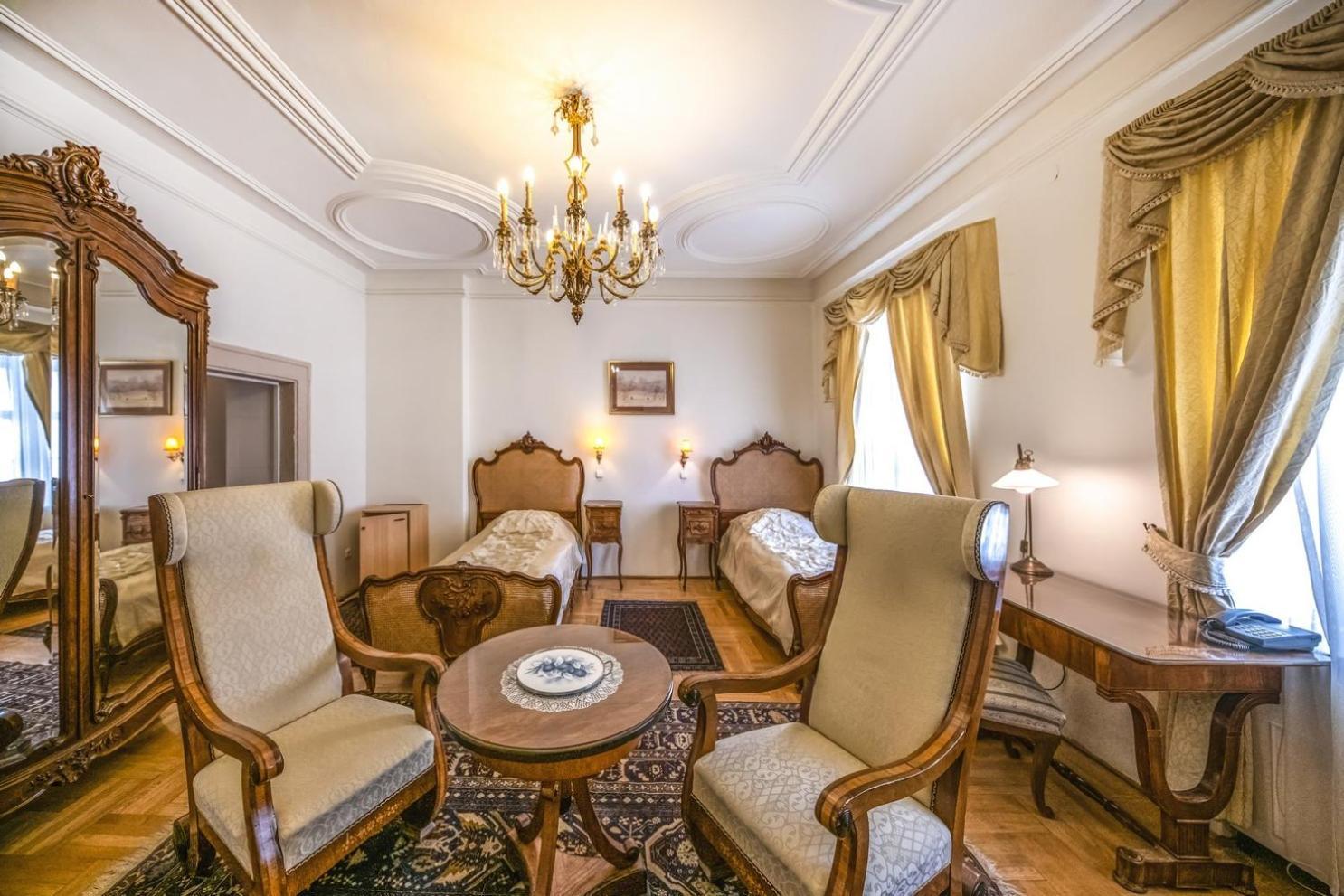 Academy Pension Budapest Luaran gambar