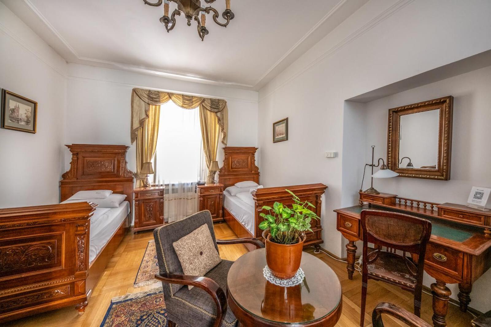 Academy Pension Budapest Luaran gambar
